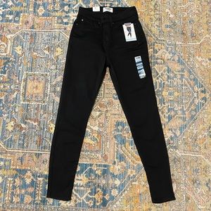 Denizen from Levi’s skinnies